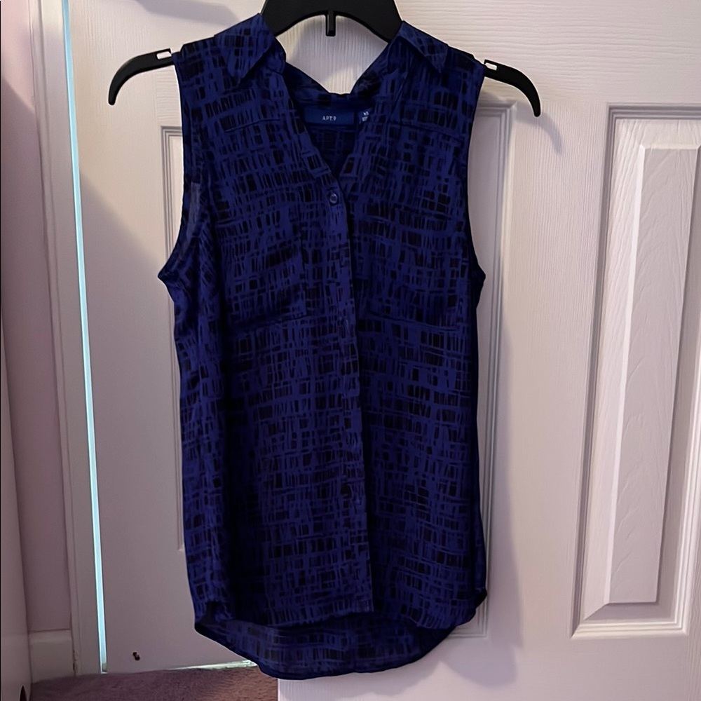 Apt. 9 Navy Sleeveless Blouse